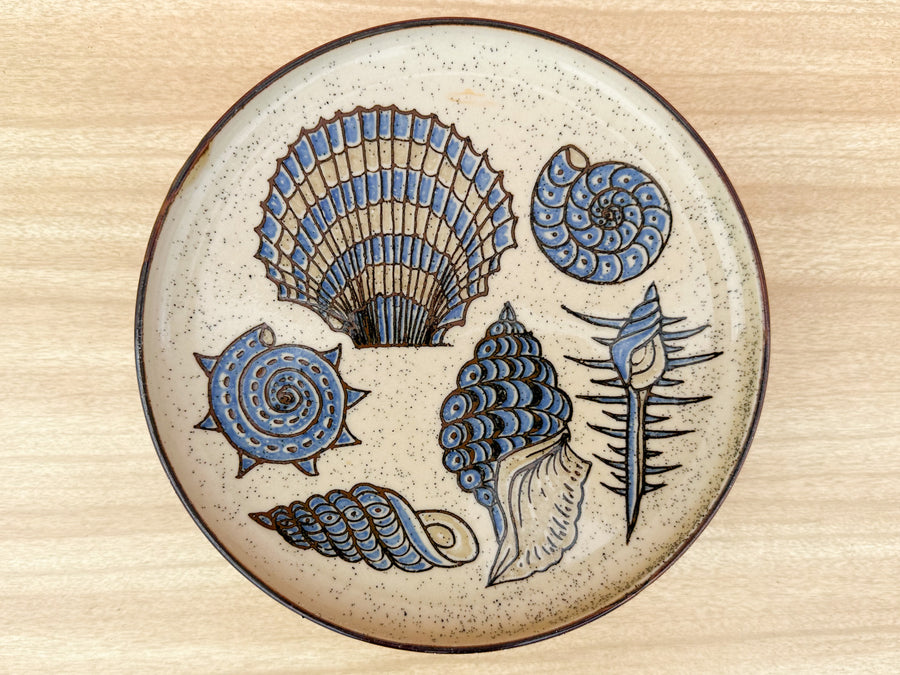 Set of Four Stoneware Shell Plates