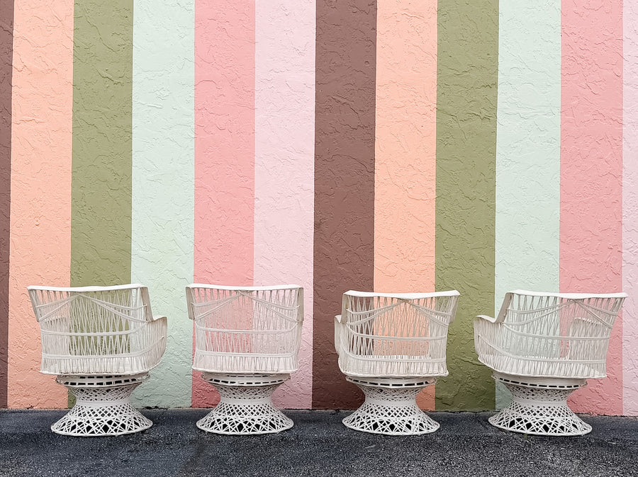 Webspun Outdoor Dining Set