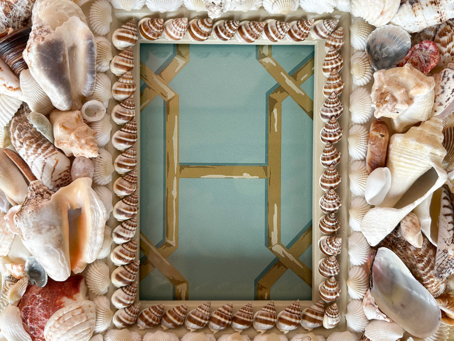 Bahamian Shell Frame