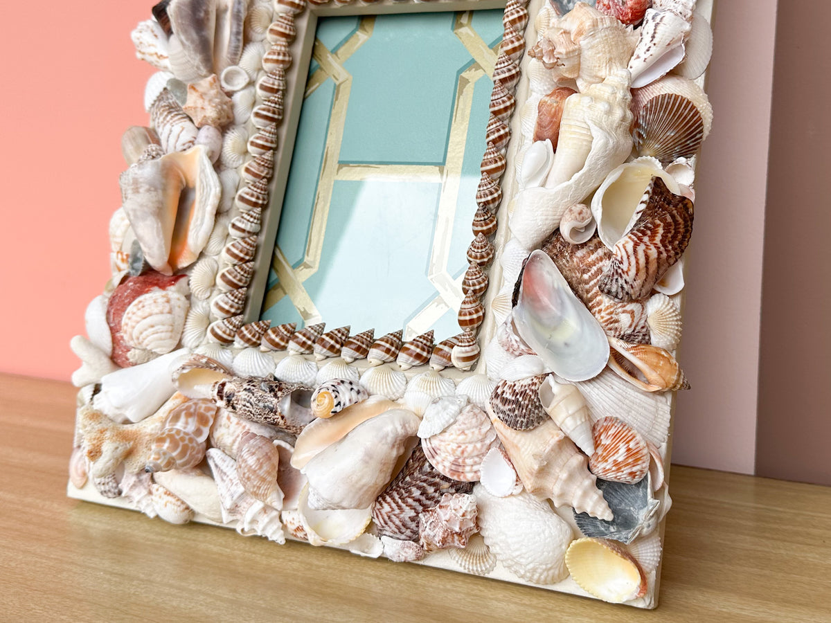Bahamian Shell Frame