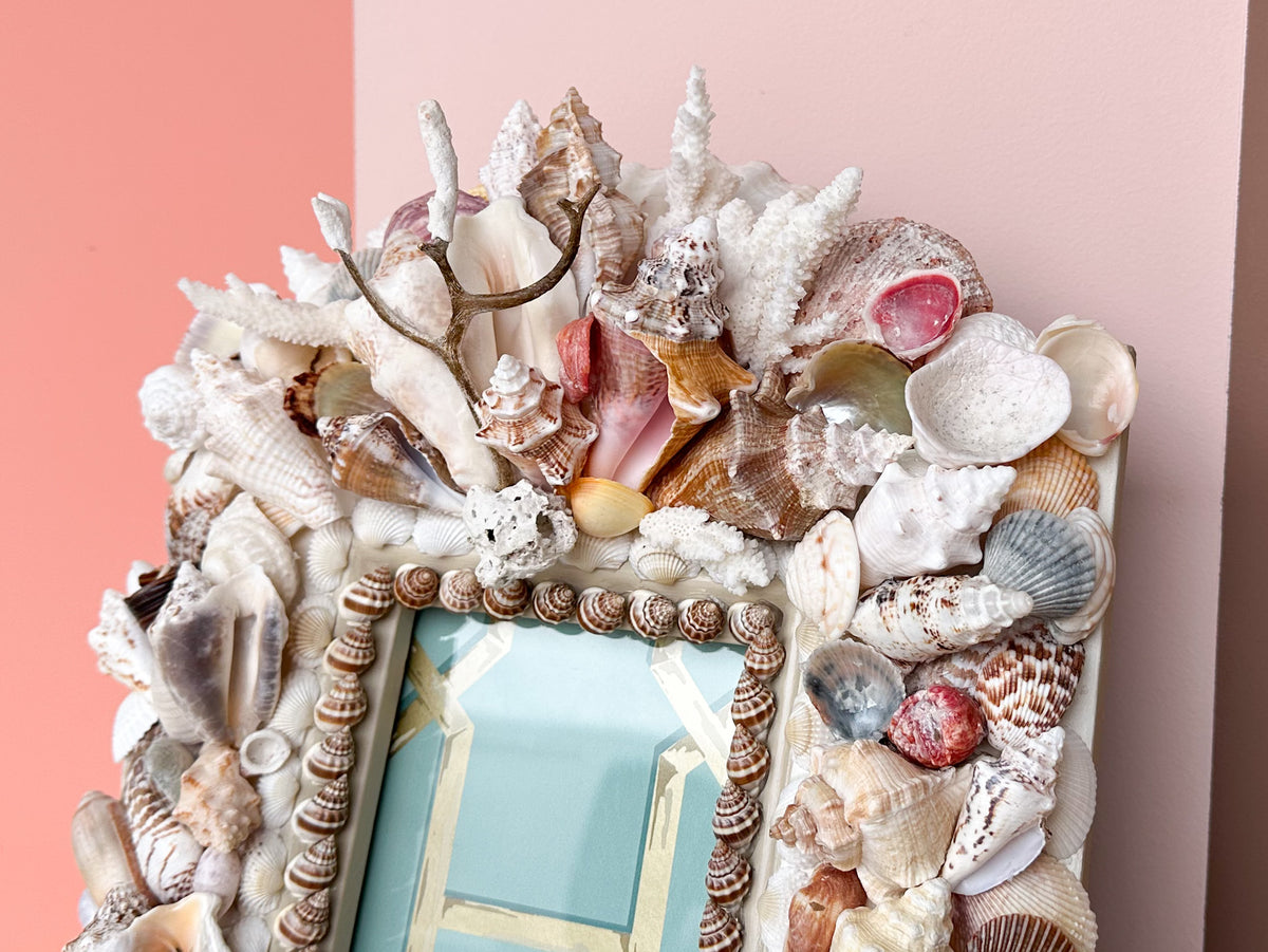 Bahamian Shell Frame