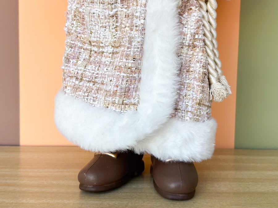 Shellegance Santa