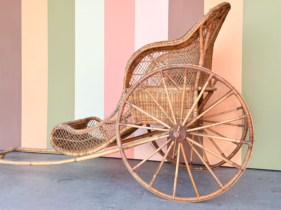 Santa's Rattan Sleigh