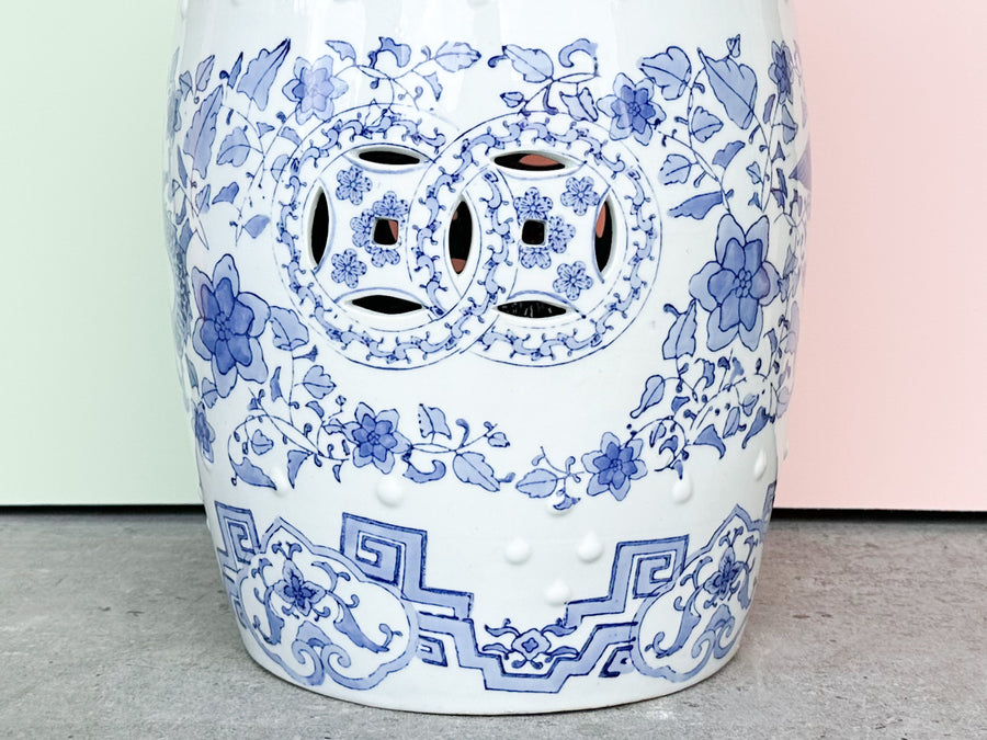 Kips Bay Show House Blue and White Dots Garden Seat