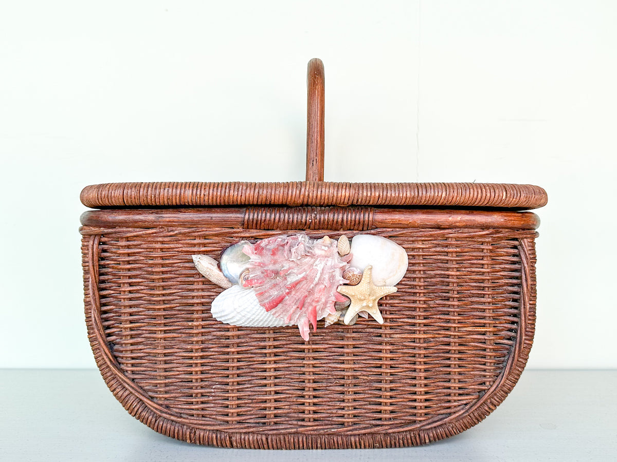 Sweet Shell Picnic Basket