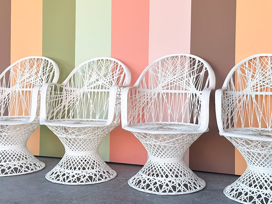 White Webspun Outdoor Dining Set