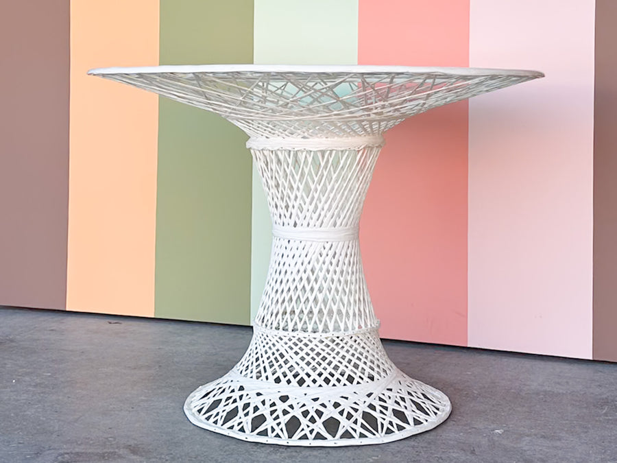 White Webspun Outdoor Dining Set