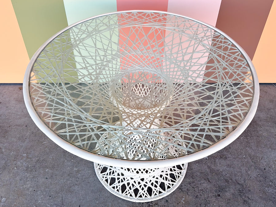 White Webspun Outdoor Dining Set
