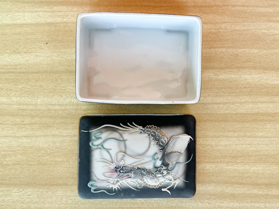 Dragonware Tea Set
