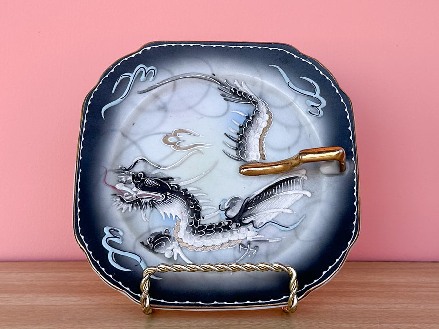 Dragonware Tea Set