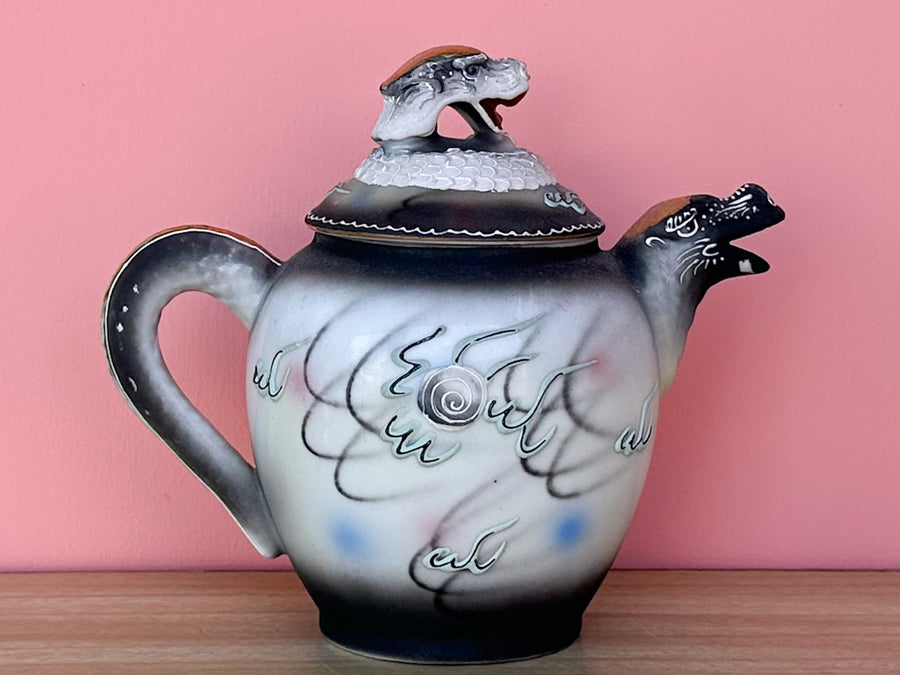 Dragonware Tea Set