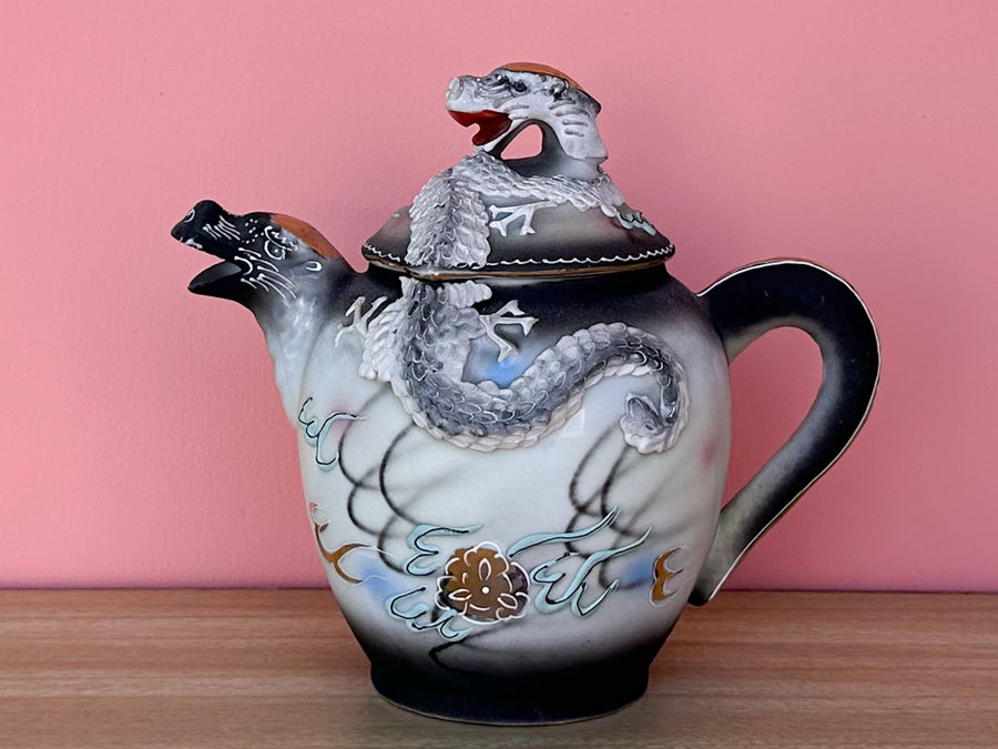Dragonware Tea Set