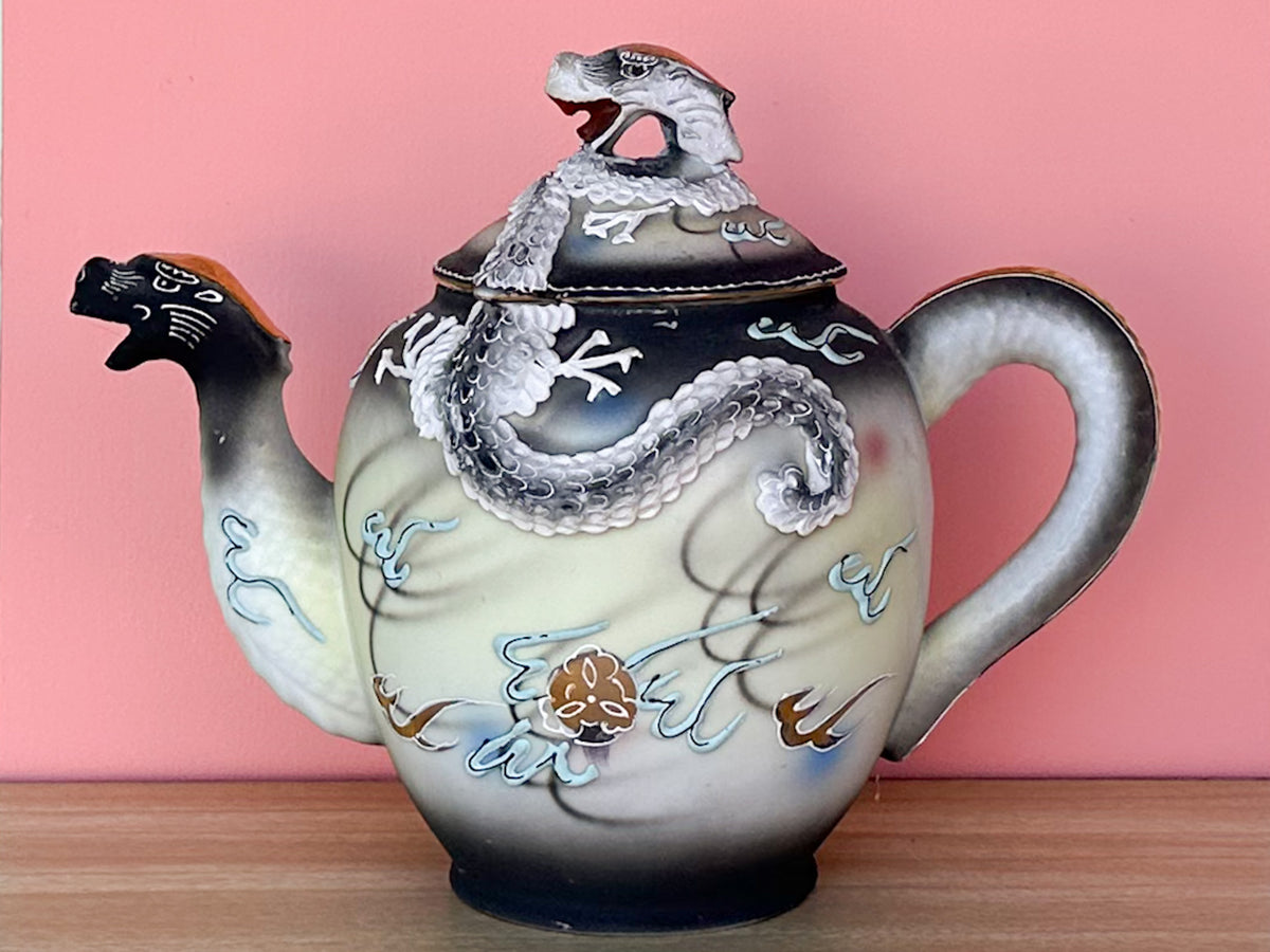 Dragonware Tea Set