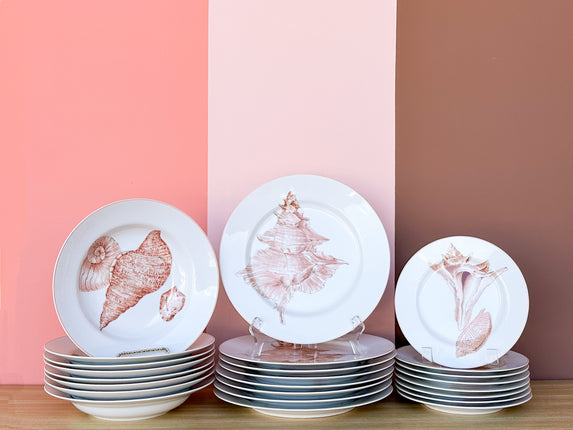 Set of Twenty Four Fitz and Floyd Coquille Dishes