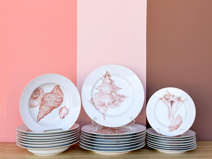 Set of Twenty Four Fitz and Floyd Coquille Dishes