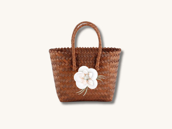 Woven Tote Shell Art Workshop at Palm Beach Regency