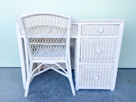 Sweet Wicker Desk and Chair