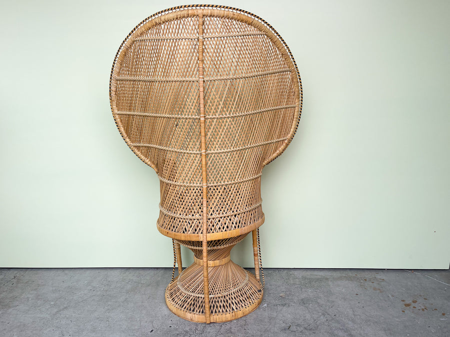 Island Style Rattan Peacock Chair