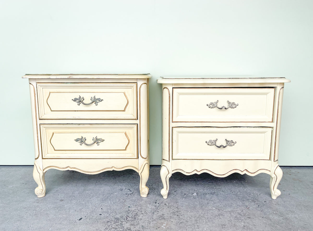 Pair of Regency Style Henry Link Nightstands