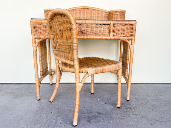 Cute Wicker Desk and Chair