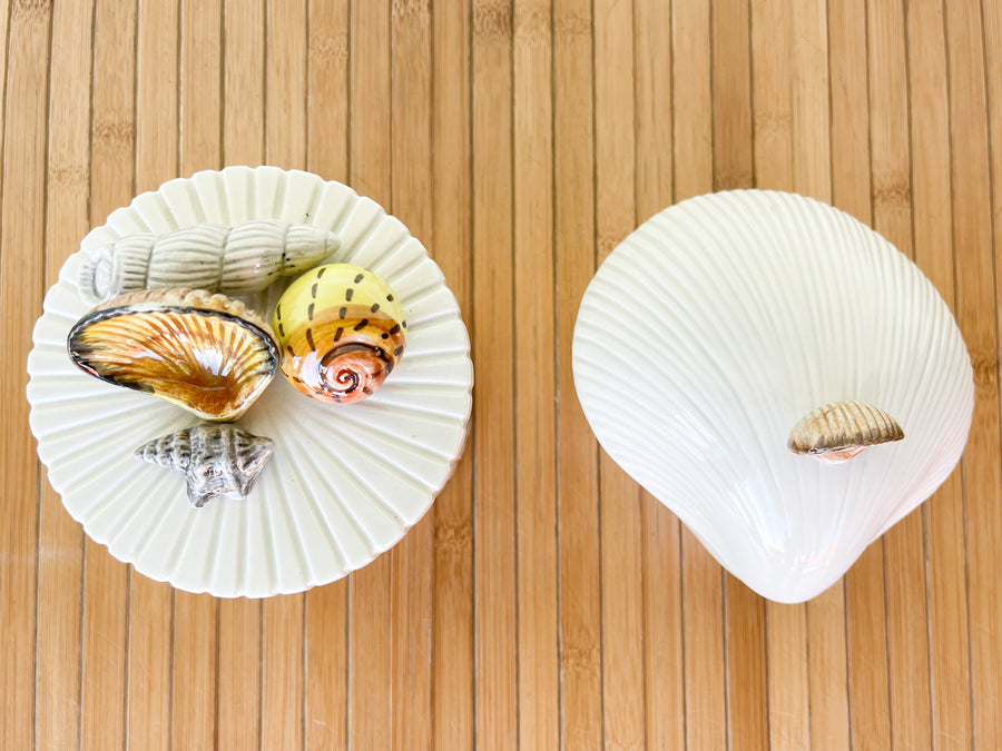 Pair of Fitz and Floyd Shell Trinket Dishes