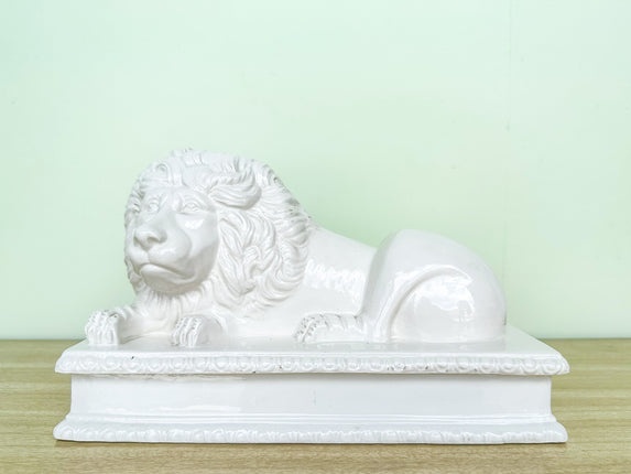 Italian Ceramic Lion Trinket Box