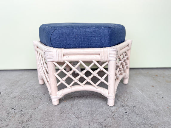 Sweet Rattan Tuffet