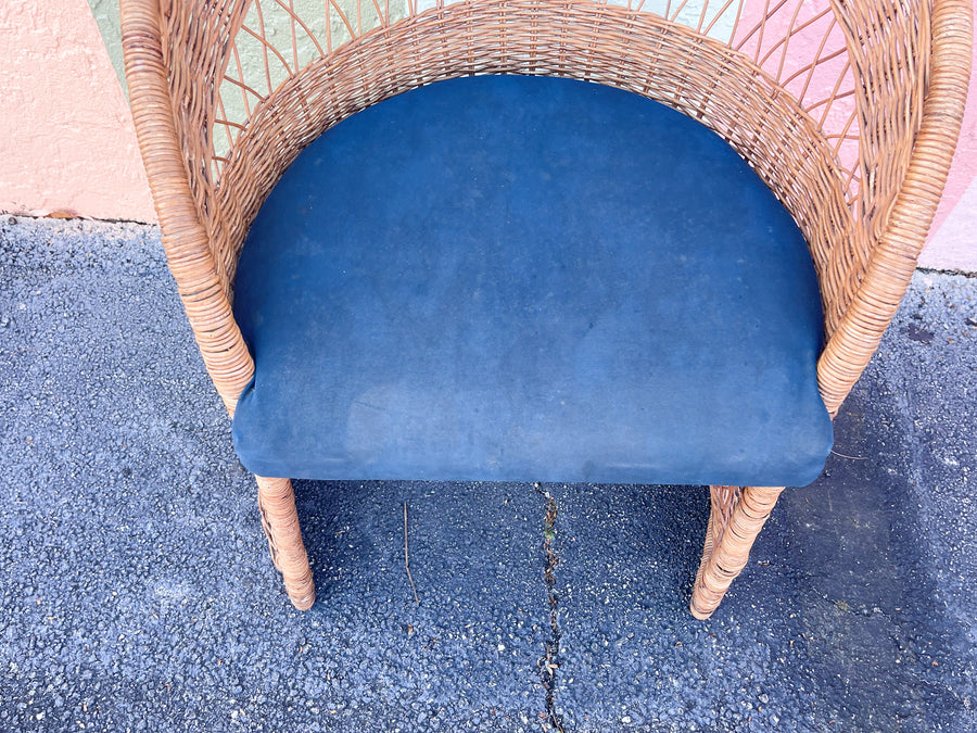 Wicker Chic Dining Table and Chairs
