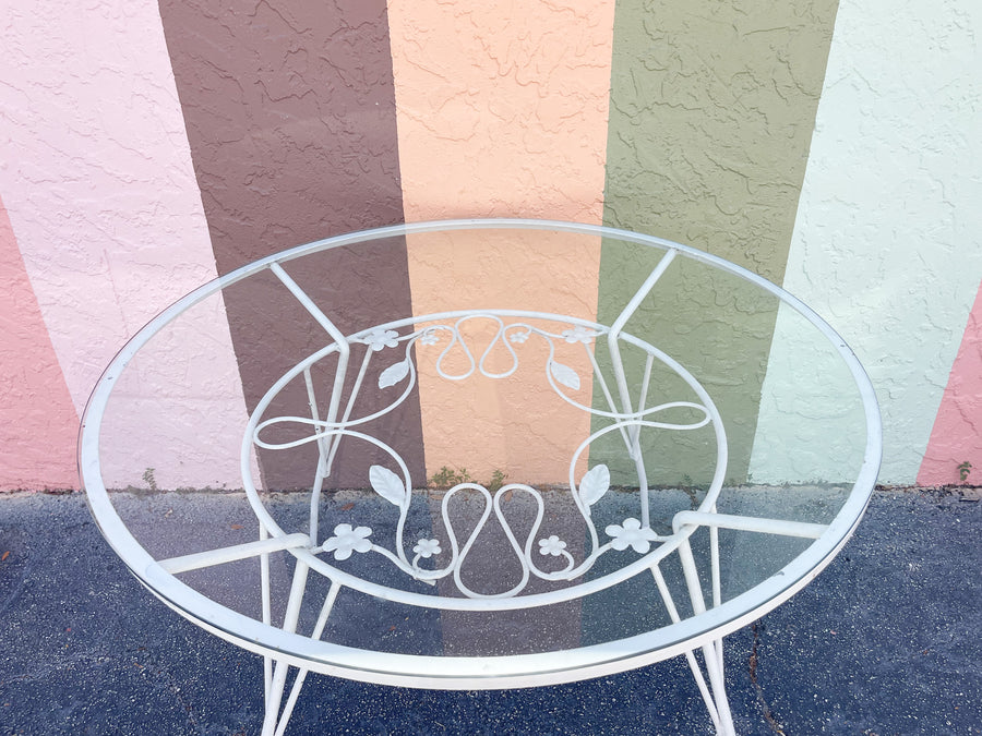 Palm Beach Chic Outdoor Dining Set