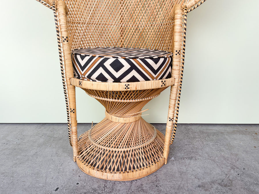 Island Style Rattan Peacock Chair