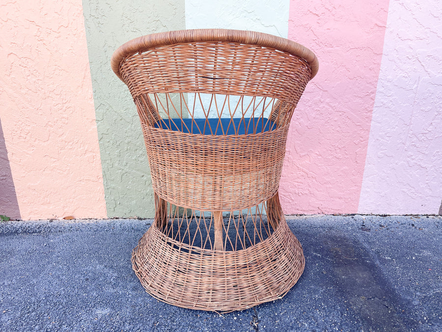 Wicker Chic Dining Table and Chairs