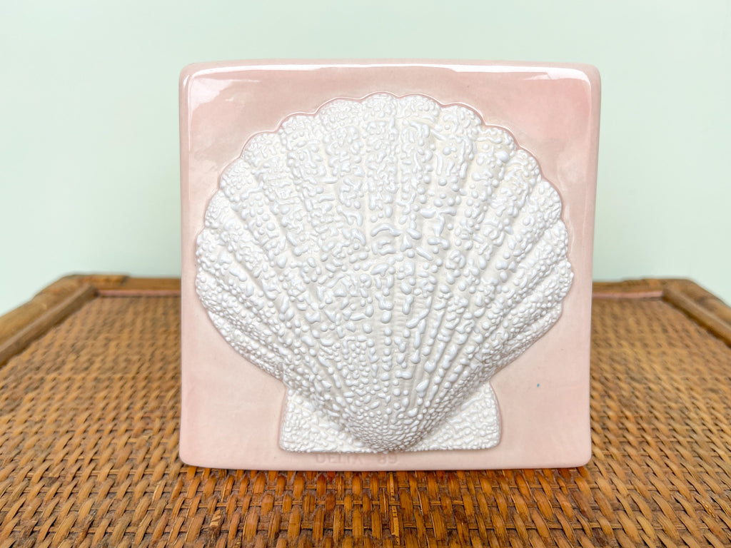 Ceramic Seashell Tissue Box