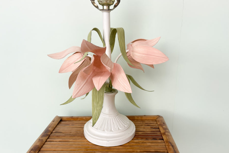 Sweet Tole Flower Lamp