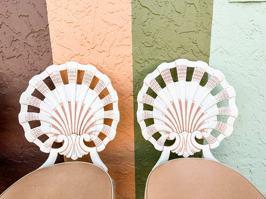 Palm Beach Chic Grotto Shell Back Outdoor Dining Set