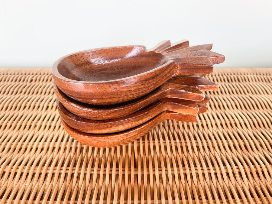 Monkey Pod Pineapple Salad Bowl Set
