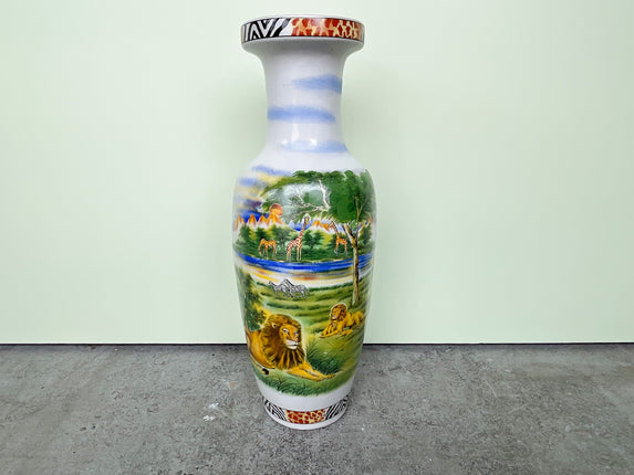 Large Lion Safari Vase