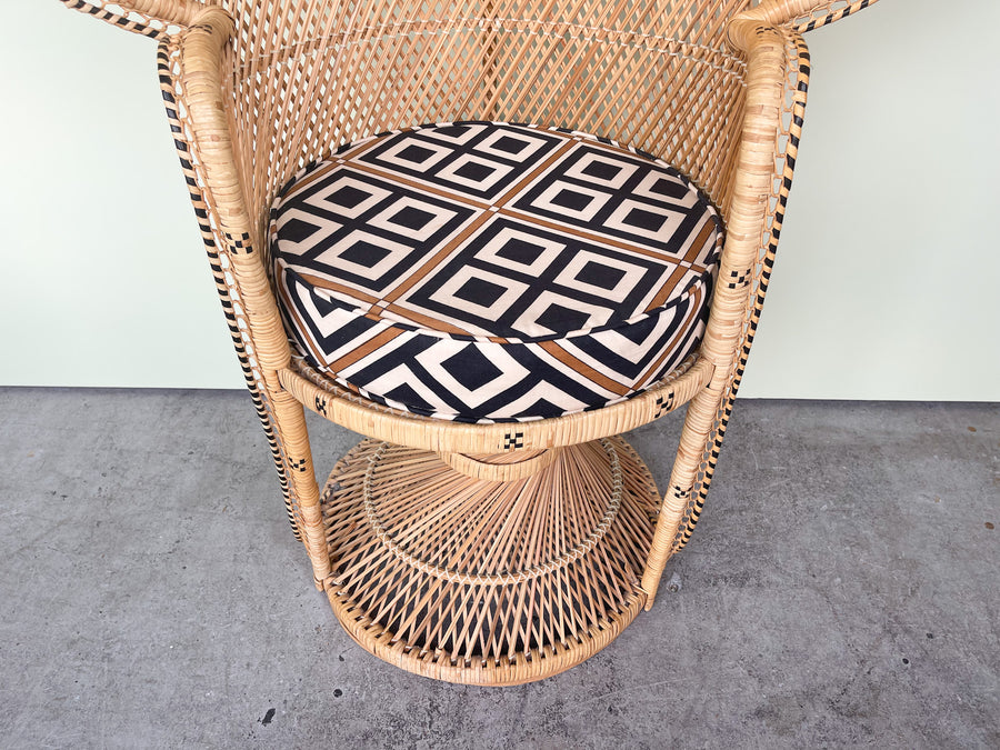 Island Style Rattan Peacock Chair