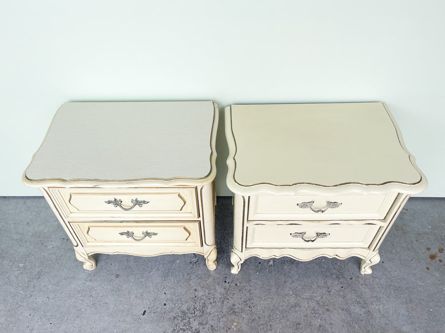 Pair of Regency Style Henry Link Nightstands