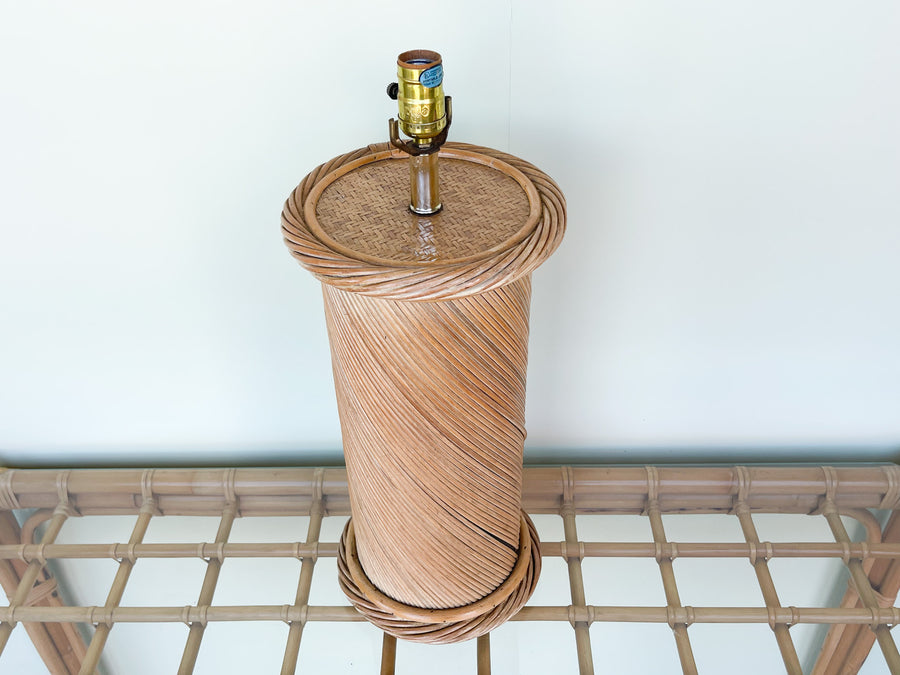 Pencil Reed Rattan Column Lamp