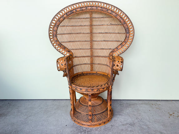 Natural Peacock Fan Chair