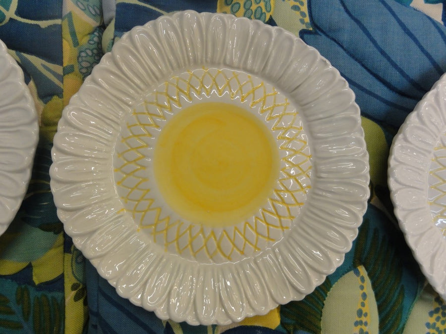 8 Italian Meiselma k/ 2093 Imports Daisy Plates