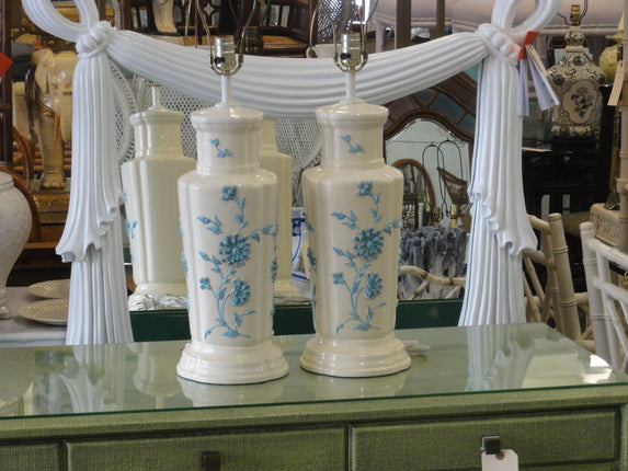 Pair of Powder Blue Flower Icing Lamps