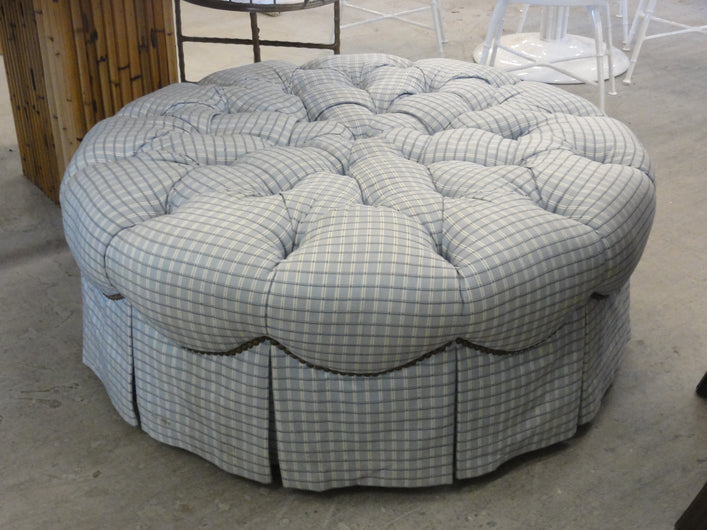 Tufted Upholstered Pouf Ottoman