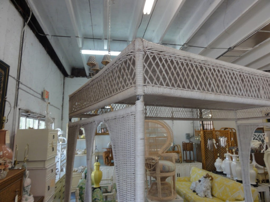 Palm Beach Chic Wicker Canopy Daybed