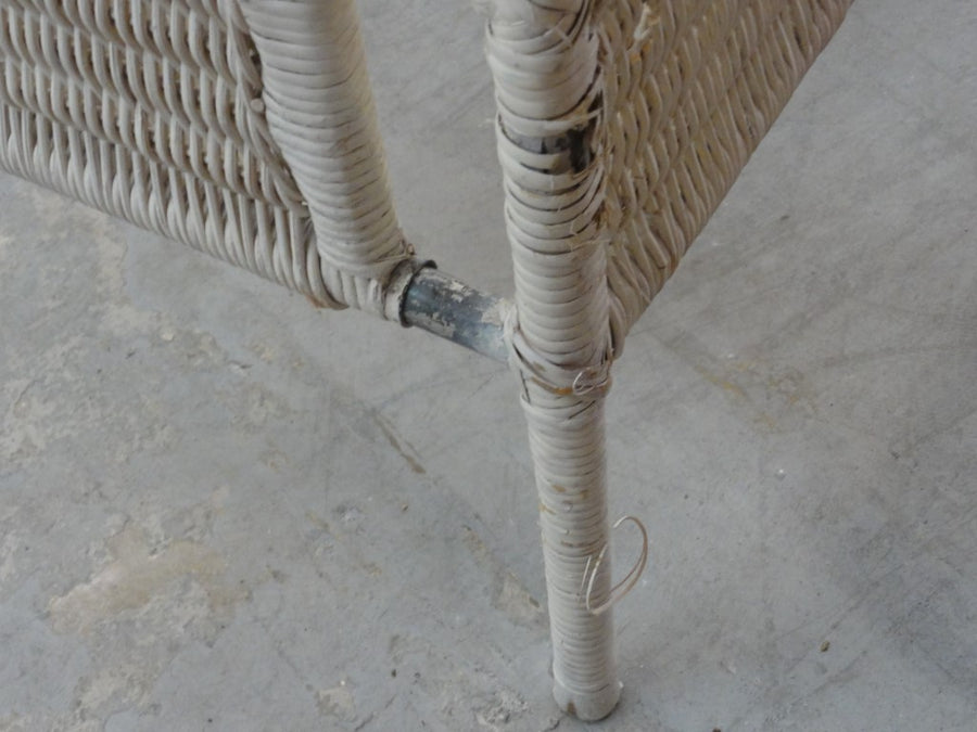 Palm Beach Chic Wicker Canopy Daybed