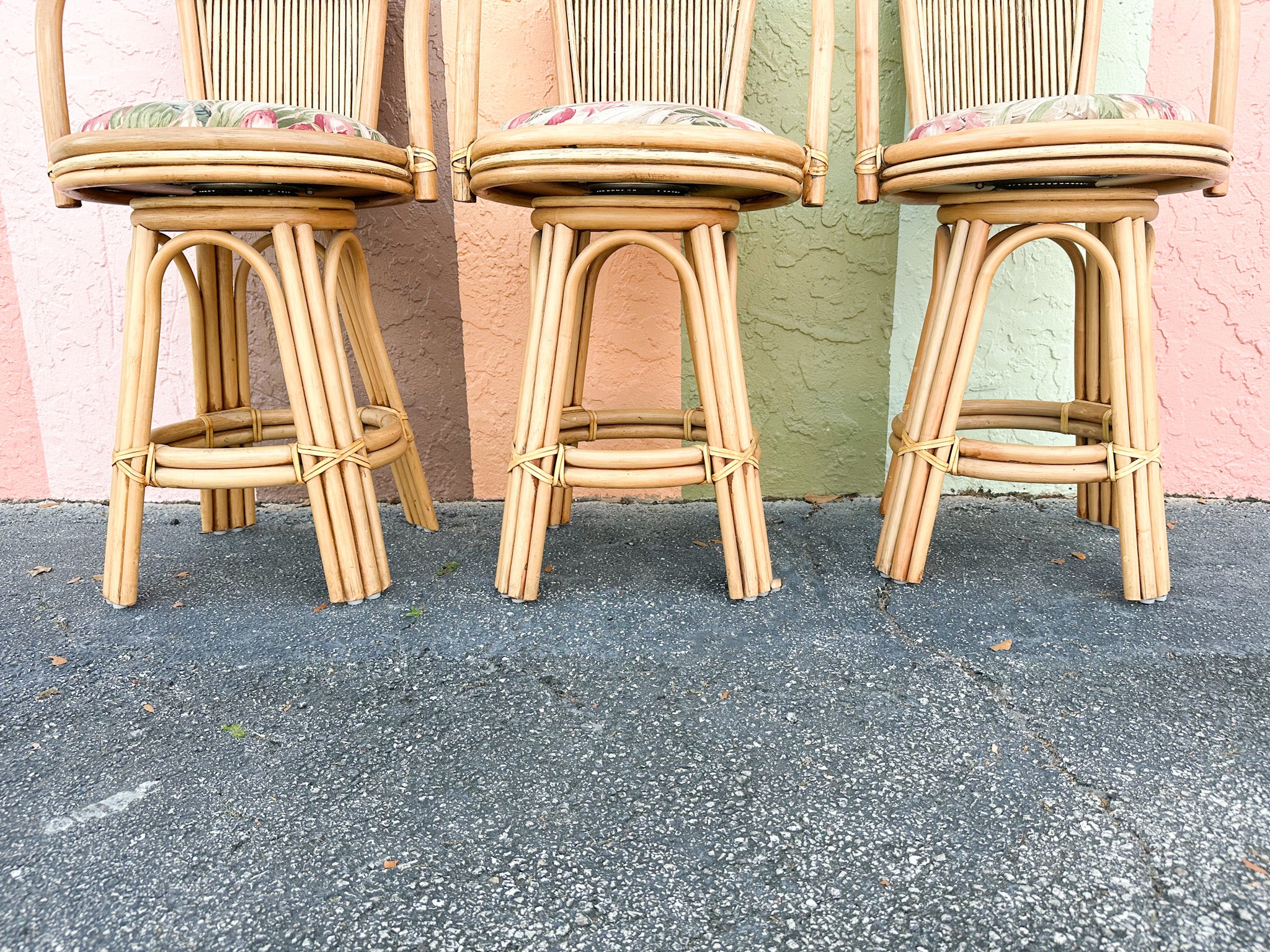 Cute bar online stools