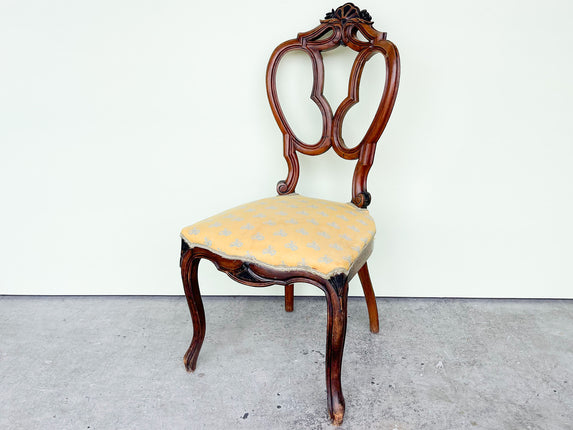 Shell Motif Chair