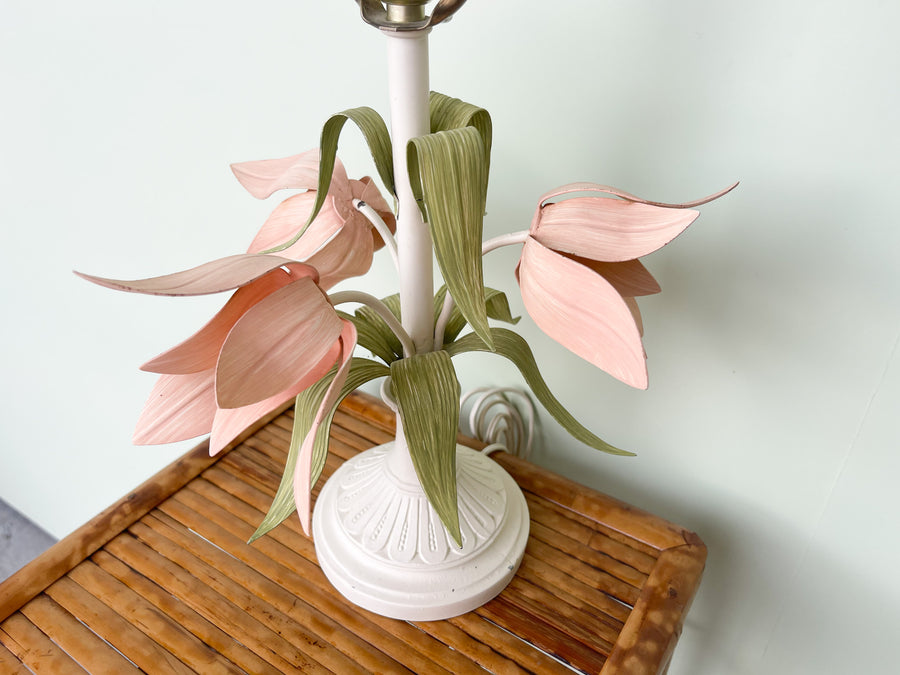 Sweet Tole Flower Lamp