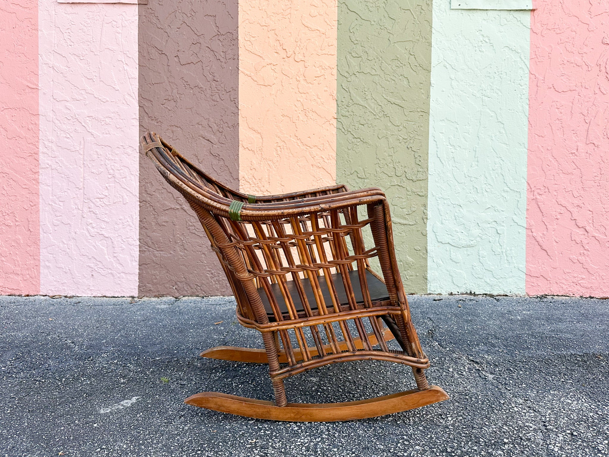 Rattan baby online rocker