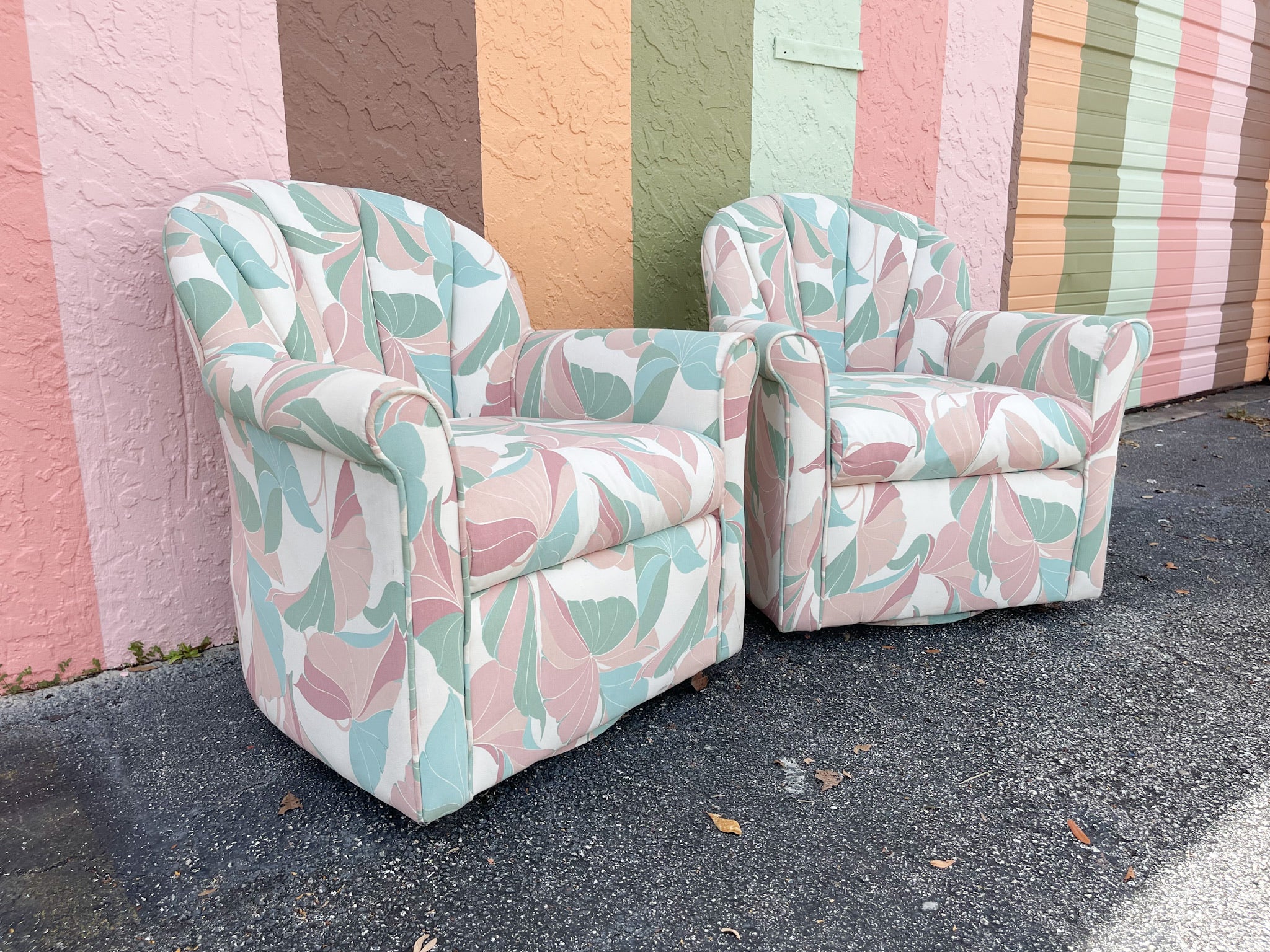 Tropical print swivel chair new arrivals